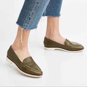 Fendi leather loafers